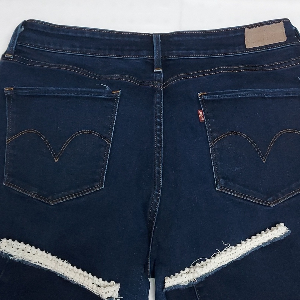 Levis Women's Blue Jeans Sz 14 - Picture 5 of 9